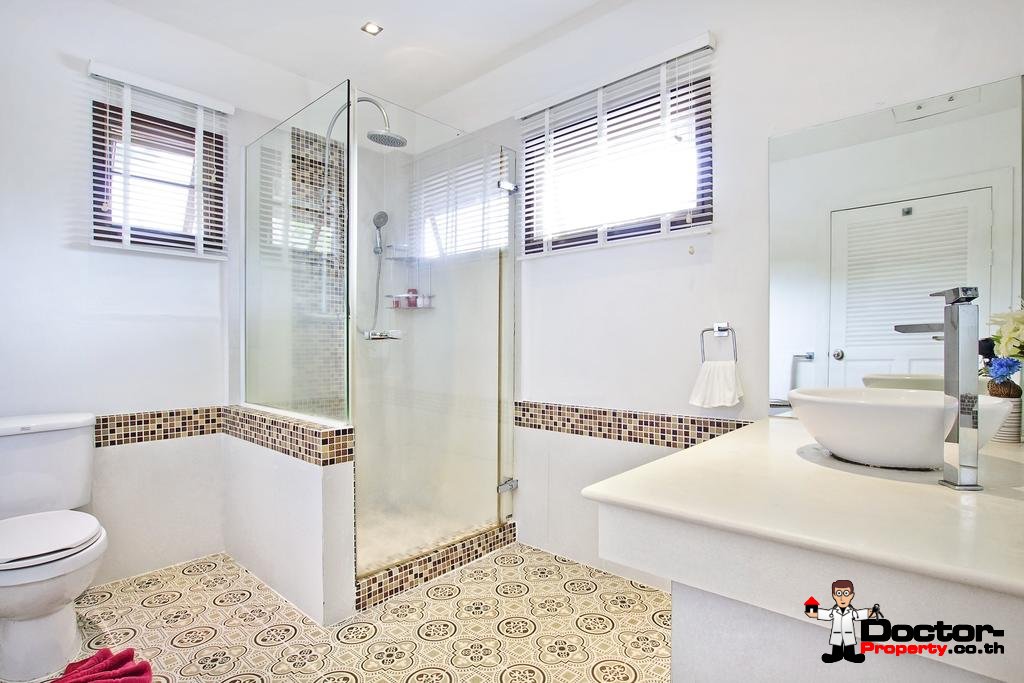 4 Bedroom Villa - Bang Rak - Koh Samui - for sale